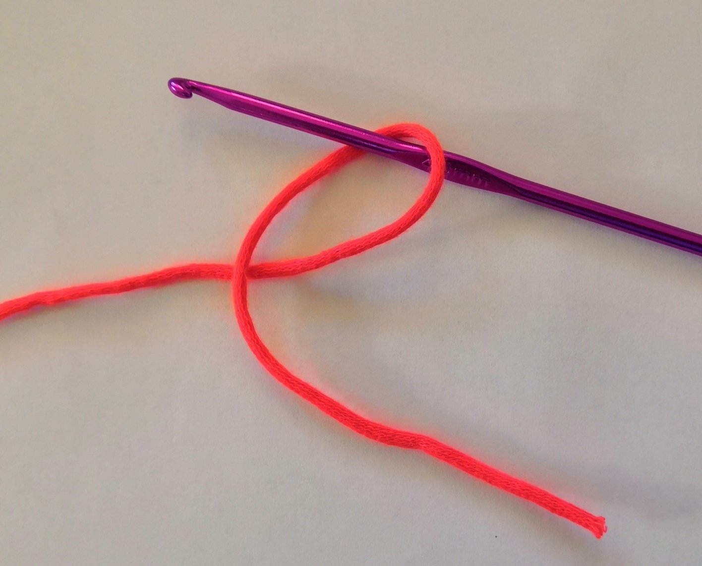 Blog-Inhaltsbild für 'Kordel häkeln - kostenlose Häkelanleitung'